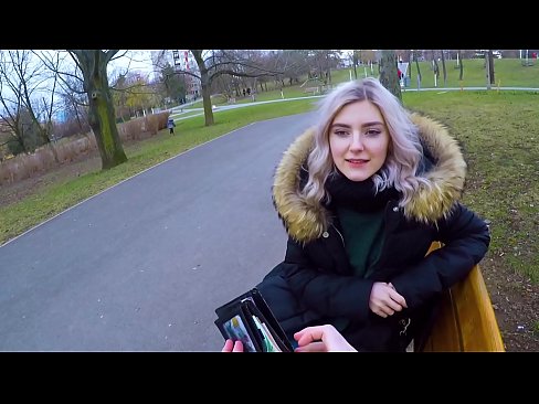 ❤️ Gleypir heitt ásamt ókunnugra fyrir peninga - blástur í garðinum eftir Evu Elfie ❤️ Fjandinn myndband  hjá okkur ❌❤